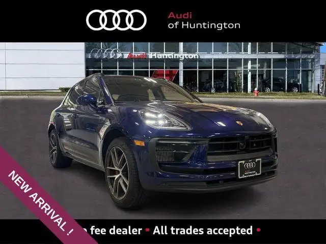 2023 Porsche Macan S's photo