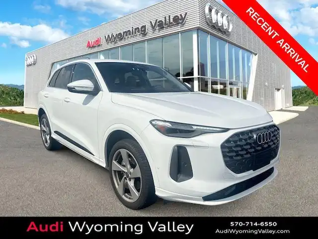 2026 Audi Q5 Premium Plus quattro's photo