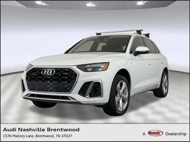 2024 Audi Q5 45 Premium Plus's photo