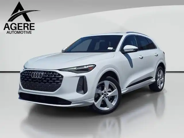 2025 Audi Q5 40 Premium Plus's photo