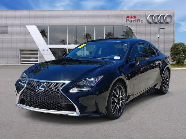 2016 Lexus RC 350 200t's photo