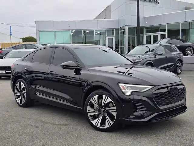 2024 Audi Q8 Sportback e-tron 55 114 kWh Prestige quattro's photo