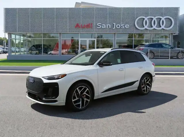 2027 Audi SQ6 e-tron Prestige quattro's photo