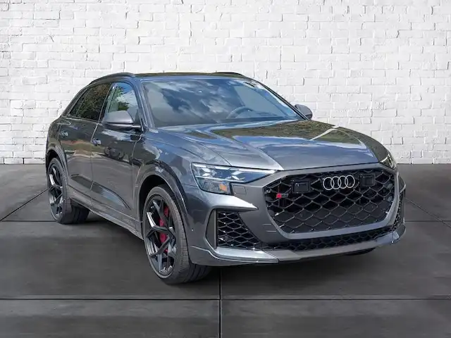 2026 Audi RS Q8 Base's photo