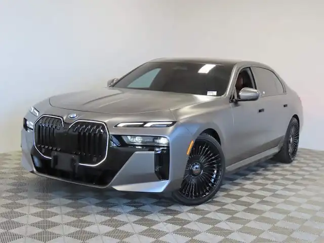 2024 BMW i7 xDrive60's photo