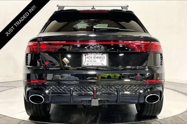 2025 Audi RS Q8 Base photo 3