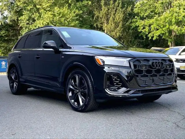 2026 Audi Q7 55 S Line Premium Plus quattro Tiptronic's photo
