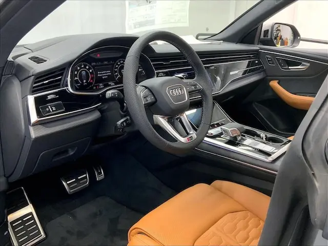 2026 Audi RS Q8 Base photo 4