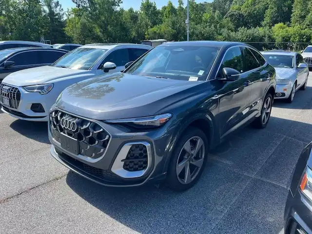 2025 Audi Q5 Sportback Premium Plus quattro's photo