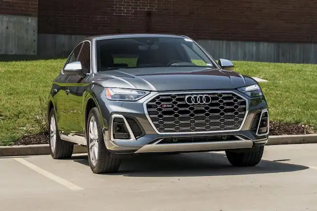 2023 Audi SQ5 Sportback Premium Plus's photo