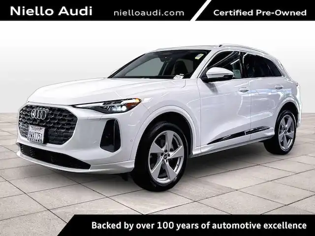 2025 Audi Q5 40 Premium Plus's photo