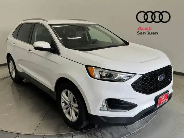 2019 Ford Edge SEL's photo