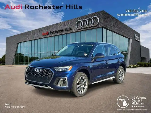 2023 Audi Q5 45 Premium Plus's photo