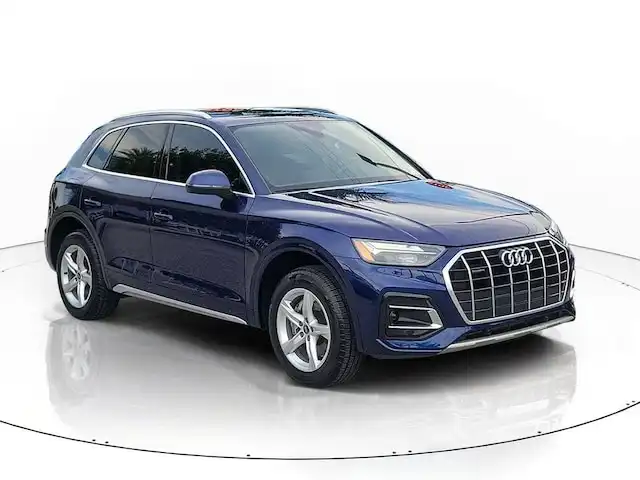 2023 Audi Q5 40 Premium's photo
