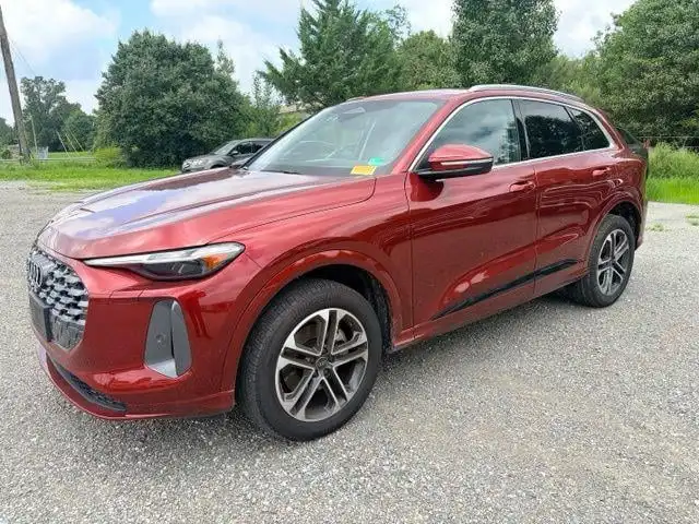 2025 Audi Q5 40 Premium Plus's photo