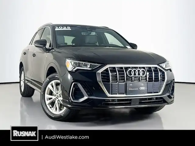 2025 Audi Q3 45 TFSI S Line Premium Plus quattro's photo