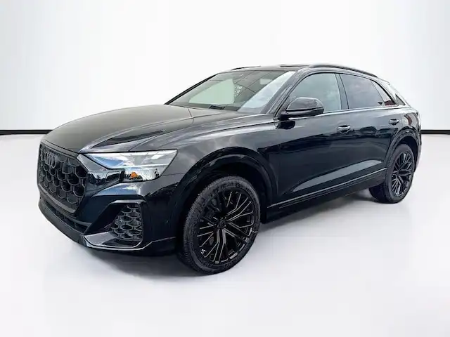 2026 Audi SQ8 Premium Plus quattro's photo