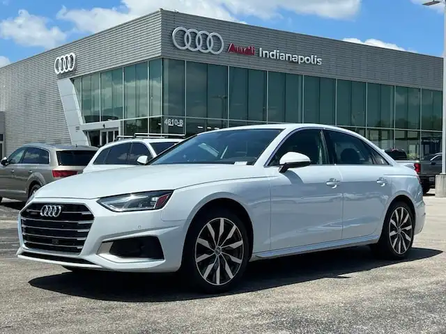 2021 Audi A4 40 quattro S tronic Premium's photo