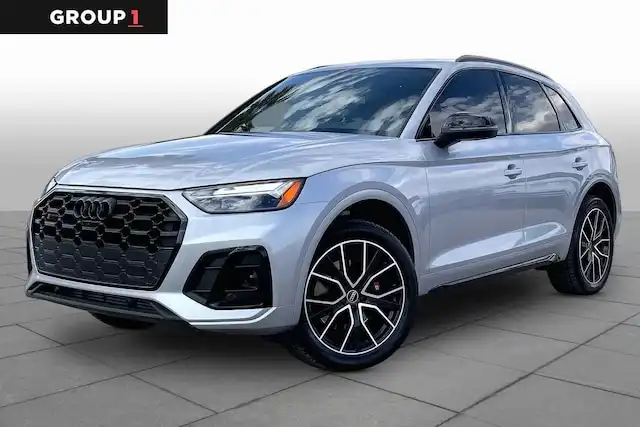 2024 Audi SQ5 Premium Plus's photo