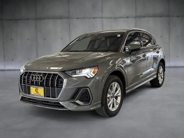 2025 Audi Q3 45 TFSI S Line Premium quattro's photo