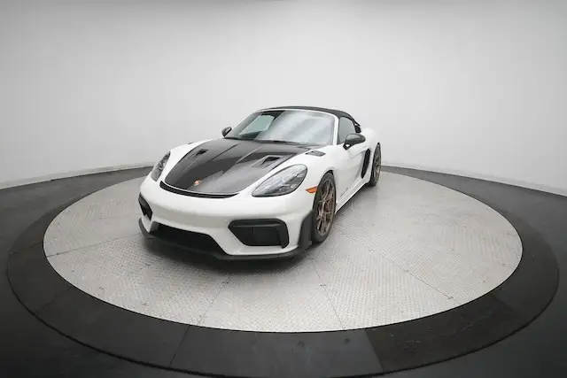 2025 Porsche 718 Spyder RS photo 1