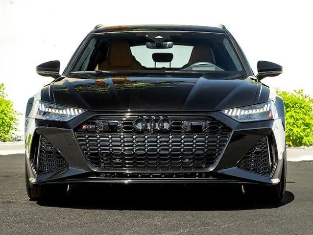2023 Audi RS 6 Avant Base photo 4