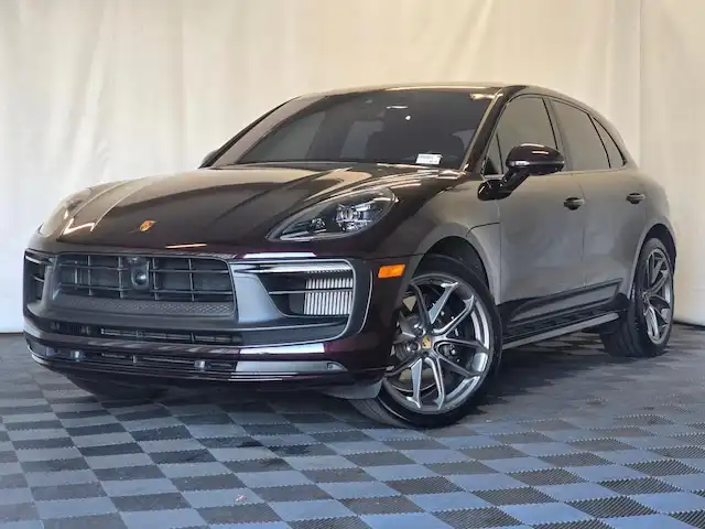 2024 Porsche Macan GTS's photo
