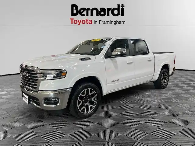 2025 RAM 1500 Laramie 4x4 Crew Cab 5'7's photo