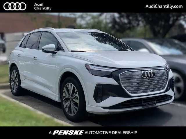 2023 Audi Q4 e-tron 40 Premium Plus photo 1