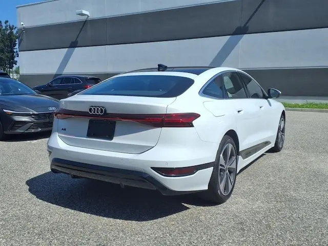 2025 Audi A6 e-tron Premium Plus RWD photo 4