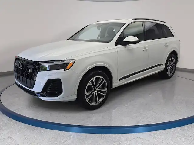 2026 Audi Q7 45 Premium quattro Tiptronic's photo