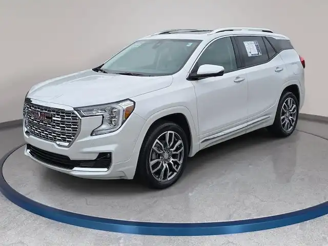 2024 GMC Terrain Denali AWD's photo
