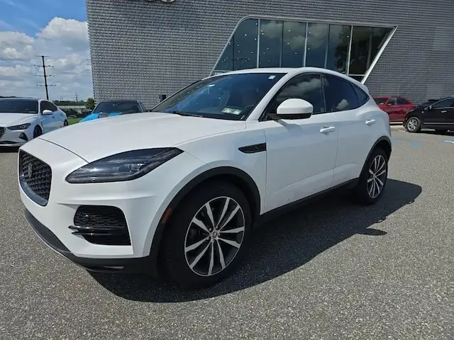 2023 Jaguar E-PACE P250 SE's photo