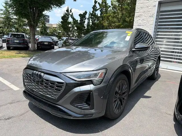 2024 Audi Q8 e-tron 55 114 kWh Prestige quattro's photo