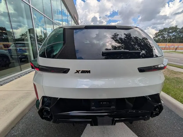 2024 BMW XM Base photo 5