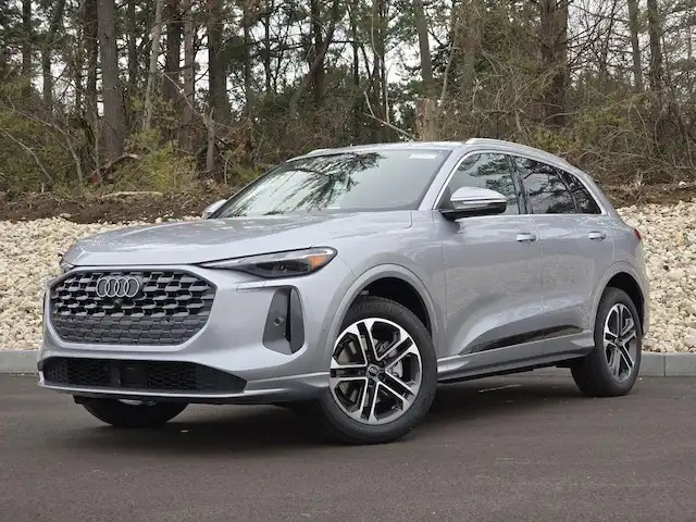 2026 Audi Q5 Premium quattro's photo