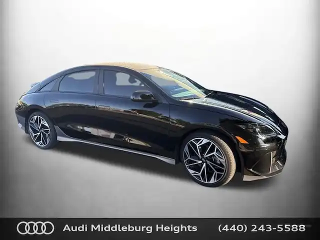 2024 Hyundai Ioniq 6 SEL AWD's photo