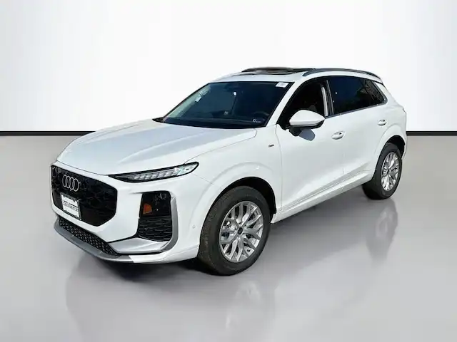 2026 Audi Q3 S Line quattro's photo