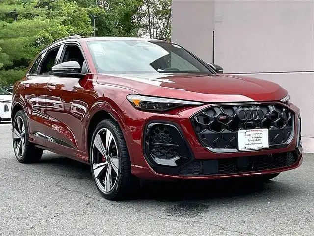2026 Audi SQ5 Prestige quattro's photo