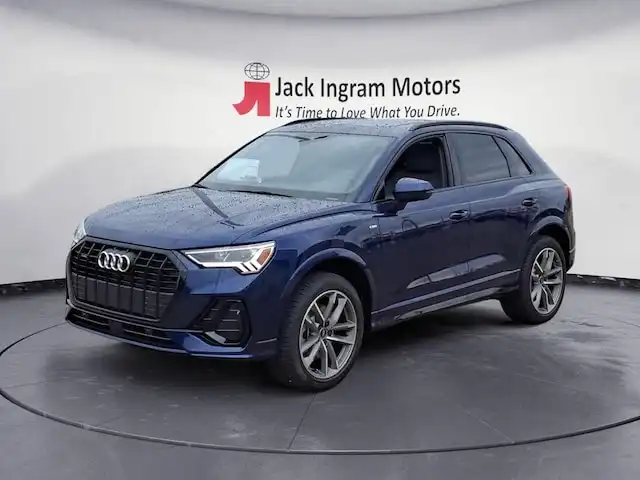 2025 Audi Q3 45 TFSI S Line Premium quattro's photo