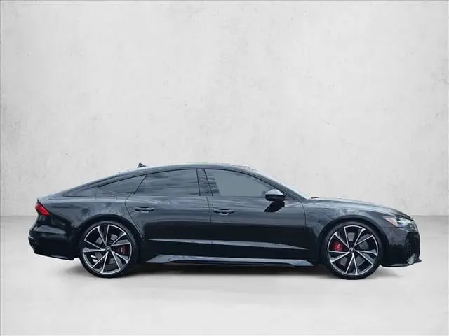 2022 Audi RS7 Base photo 4