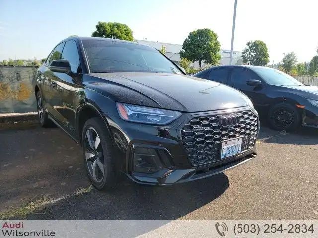 2023 Audi Q5 Sportback 45 Premium Plus's photo