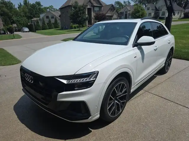 2023 Audi Q8 55 Premium Plus Tiptonic quattro's photo