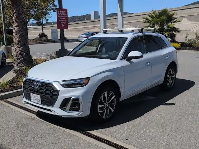 2023 Audi Q5 45 Prestige's photo
