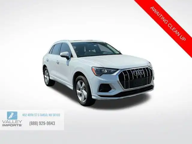2020 Audi Q3 45 TFSI Premium quattro's photo