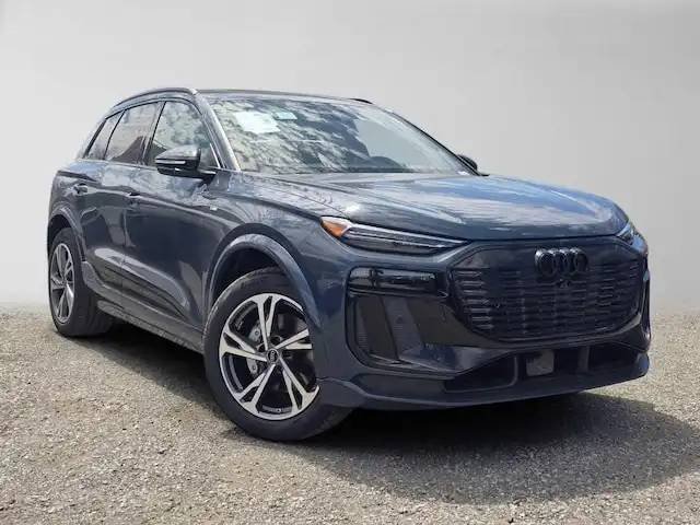 2027 Audi Q6 e-tron Premium Plus quattro's photo