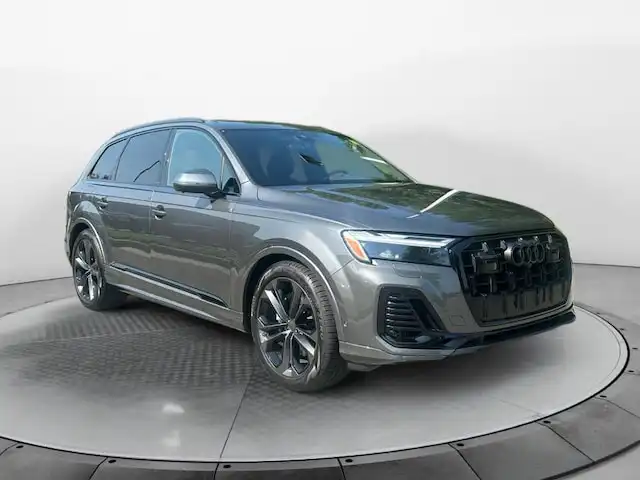 2026 Audi Q7 55 Premium Plus quattro Tiptronic's photo