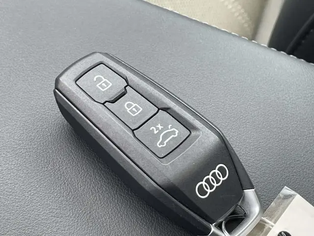 2026 Audi A6 Premium Plus quattro S tronic photo 4
