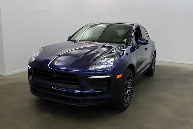 2024 Porsche Macan Base's photo