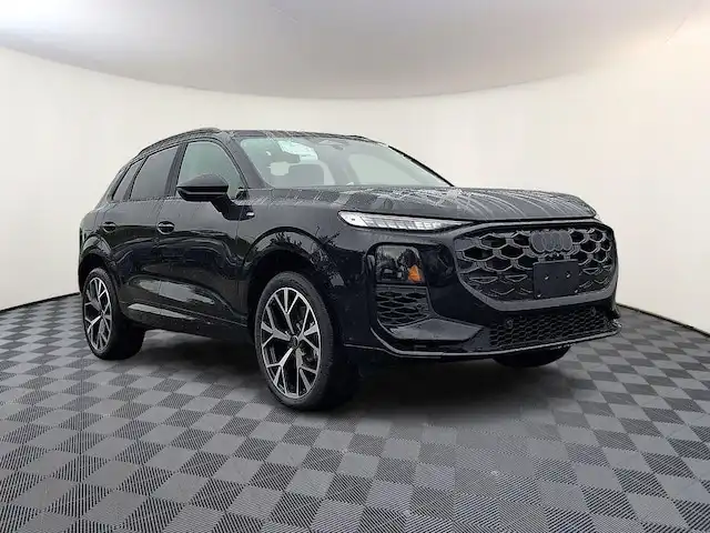 2026 Audi Q3 S Line quattro's photo